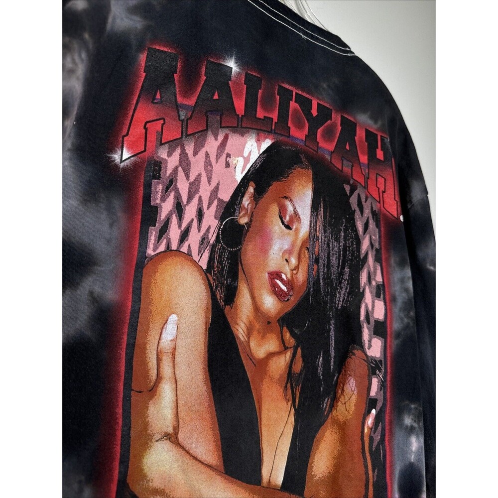 Aaliyah T-shirt Women's XL Long Sleeve Tie Dye Y2K Rap Tee 90s 2000s NWOT - Picture 6 of 6
